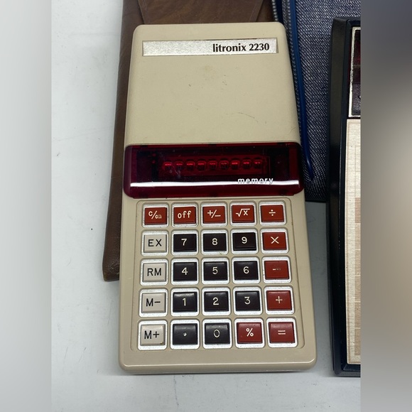 VINTAGE CALCULATOR LOT OF 3 TEXAS INSTRUMENTS, BOWMAR, & LITRONIX - Picture 4 of 11